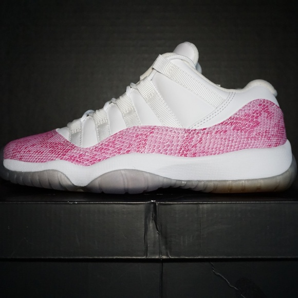 vintage nike jordan 11's low top - Picture 1 of 8